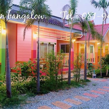 Thippawan Bungalow Koh Si Chang Exteriör bild