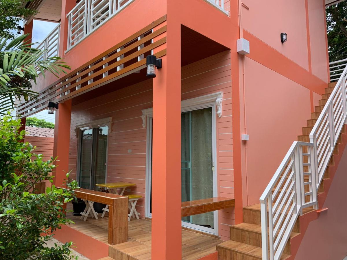 Thippawan Bungalow Koh Si Chang Exteriör bild