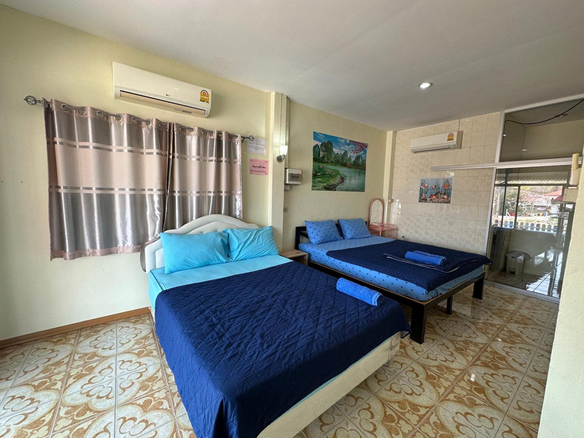 Thippawan Bungalow Koh Si Chang Exteriör bild