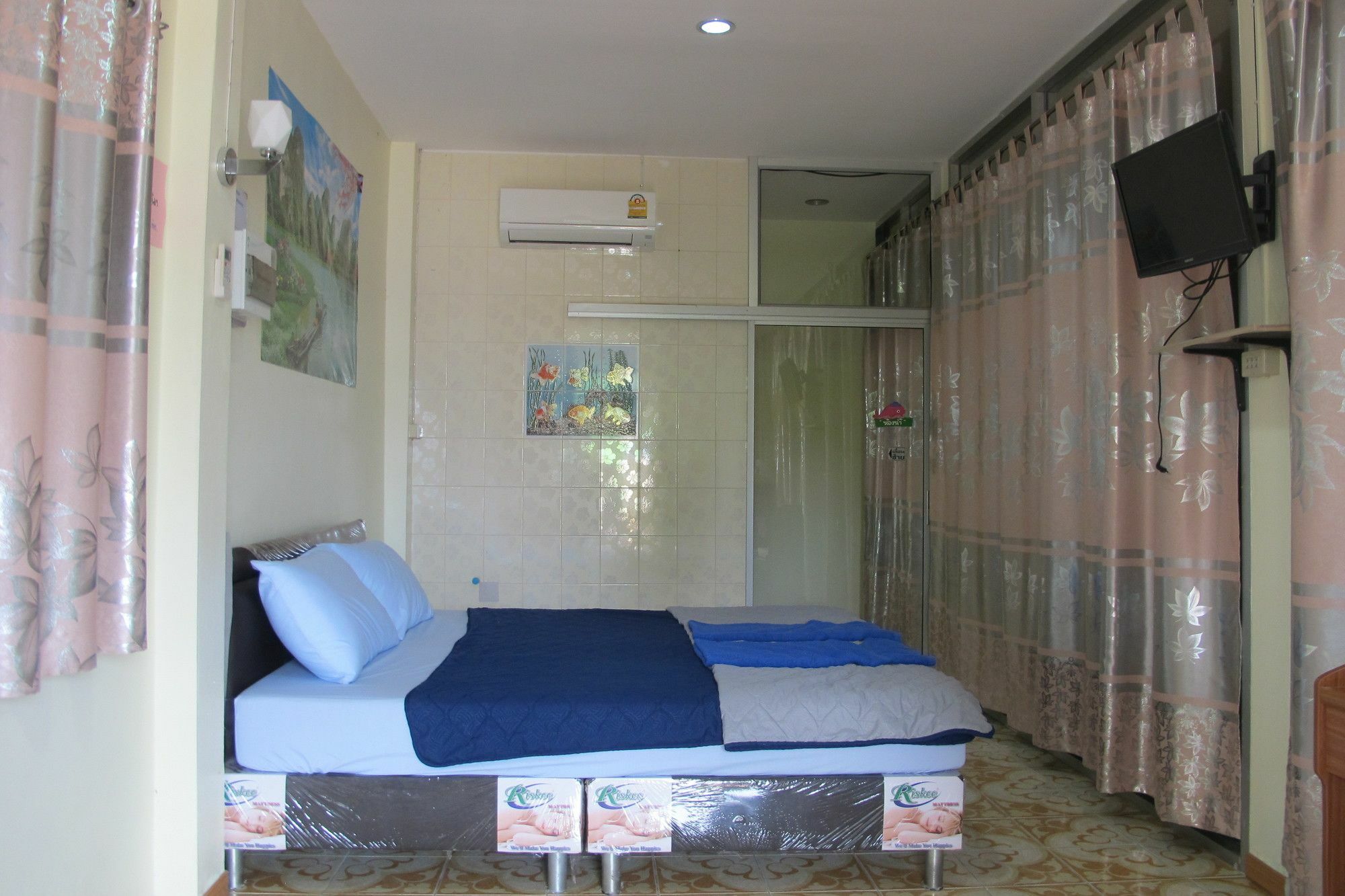 Thippawan Bungalow Koh Si Chang Exteriör bild