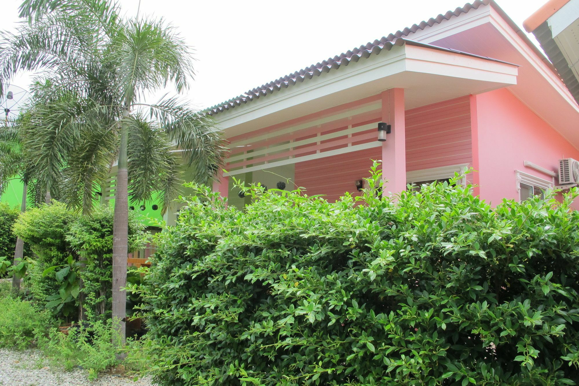 Thippawan Bungalow Koh Si Chang Exteriör bild