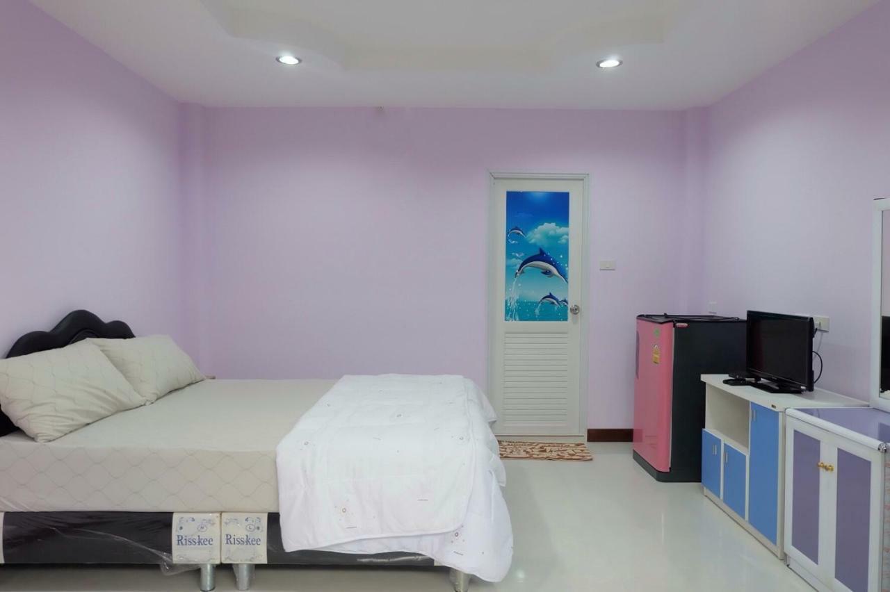 Thippawan Bungalow Koh Si Chang Exteriör bild