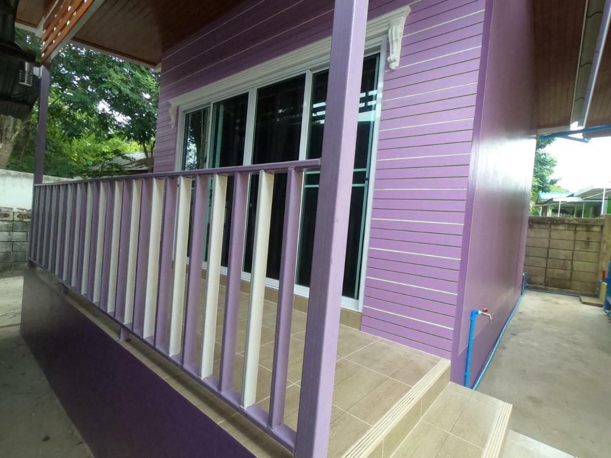 Thippawan Bungalow Koh Si Chang Exteriör bild